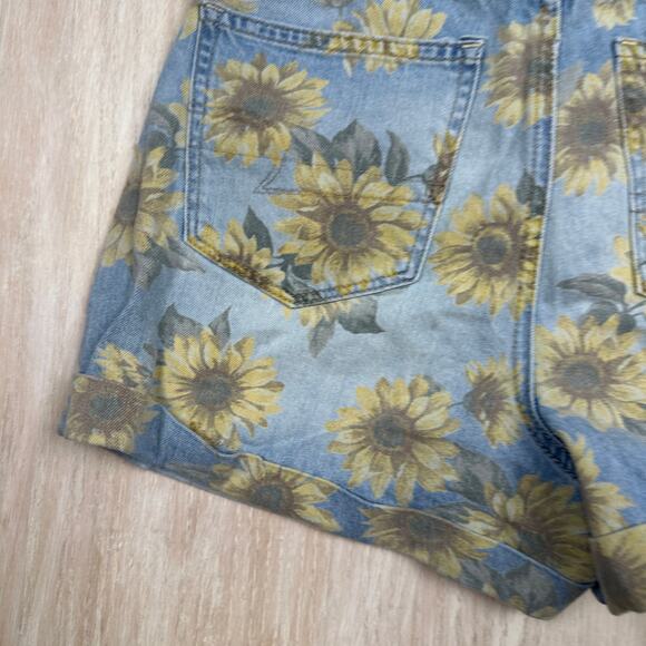 American Eagle Sunflower Floral Patterned Print Curvy Mom Denim Jean Shorts 2 - Picture 13 of 14